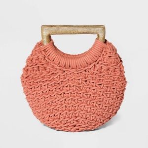 A New Day Geometric Seasonal clutch